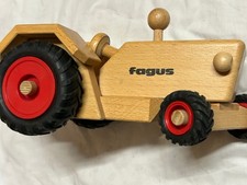 Holzspielzeug FAGUS Traktor