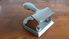 EL Casco M-200 Paper Punch CG Locher Papierlocher Bürolocher Hole Perforator