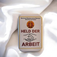Held der Arbeit | DDR Retro Auszeichnung Kult Ostalgie Kühlschrankmagnet