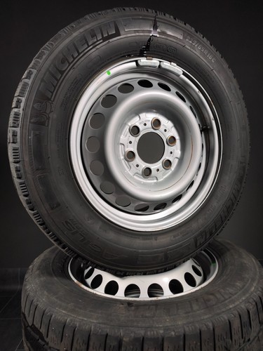 Winterreifen 225 r16 - 4,