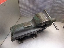 Alter Massiver  Schraubstock