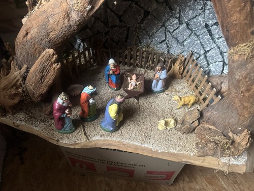 Große weihnachtskrippe - große,