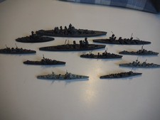 11 x sehr alte Kriegsschiffe, 8 cm - 18 cm