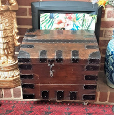 Antike Truhe Kommode 19