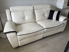 Luxus Ledercouch, weiß, schwarz abgesetzt, elektrische Relaxvariante, neuwertig