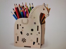 Organizer  Deko Korb für Stifte, o.ä. aus Pappel Holz gefertigt - Handarbeit !