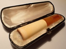 antike Zigarettenspitze im Etui Bernstein Butterscotch Meerschaum