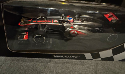 Minichamps vodafone mclaren - minichamps,