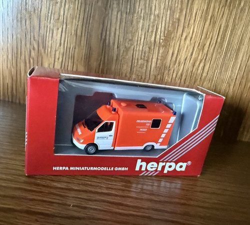 Herpa feuerwehr wuppertal rtw - herpa,