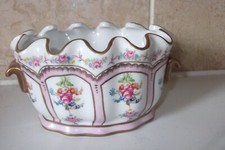 DE LA REINE PORZELLAN