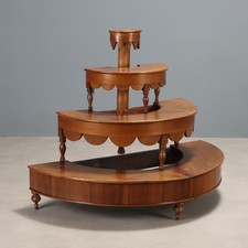 Antikes Etagere Walnuss Halb-Rund Italien des XIX Jhs Originell