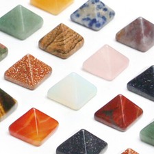 Klein 7 Chakra Pyramide Set