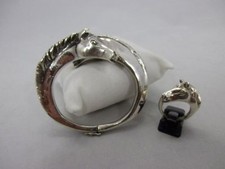 massiver Armreif + Ring aus