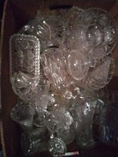 Bananenkarton Voll mit BLEIKRIALL ABZUGEBEN