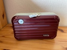 Lufthansa Rimowa Amenity Kit