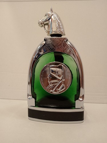 Leere weinbrand flasche - leere,