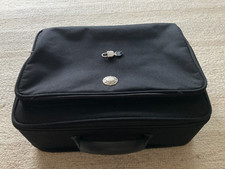 Titan Koffer, schwarz, 47 x 35 x 19 cm, inkl. Schloss und Tragegurt, NP 129.-