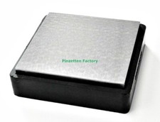 Stahl und Gummi Block