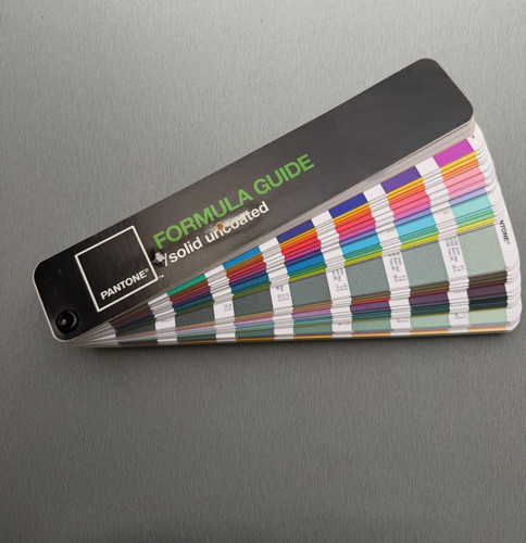 Pantone farbfächer set - farbfächer,