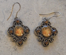 Aufregende Ohrringe Schmuck