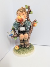"An Apple A Day" Figurine