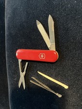 Victorinox Classic - 58mm - Rot - Schweizer Taschenmesser - Mini