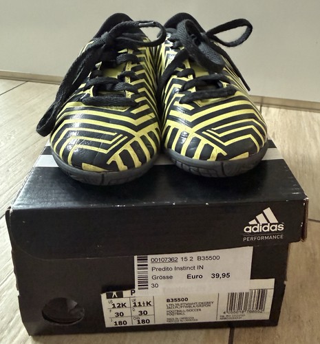 Adidas predito instinct j - adidas,