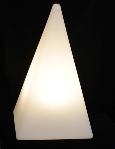 Figur pyramide 630mm weiß - pyramide,