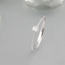 Solitär Ring 0,10ct Brillant