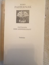 Buch: Initialen der