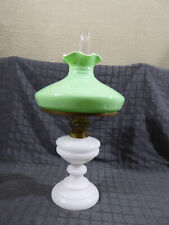 Antike Petroleumlampe Petroleum Tischlampe Opalglas Antique Oillamp Kerosene