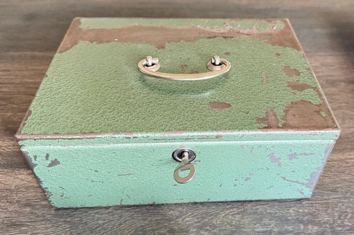 Alte geldkassette metall - alte,