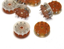 8x Fassung für Röhren mit