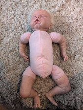 Realistische Baby Reborn Baby