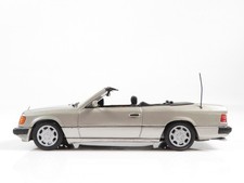 1:43 Minichamps Mercedes Benz 230 CE 