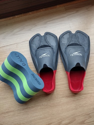 Schwimmtraining maru float und - maru,