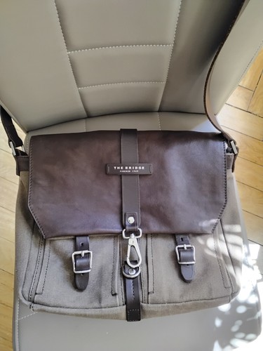 The bridge messenger bag - the,