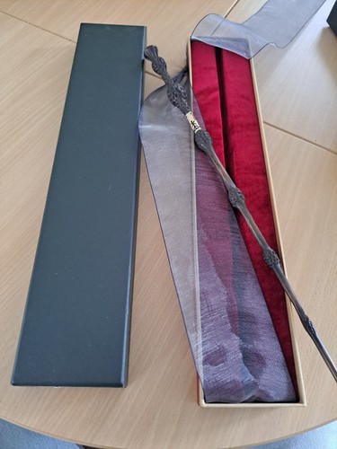 Harry potter zauberstäbe - harry,