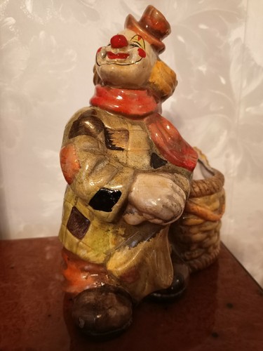 Spardose clown figur aus ton - spardose,