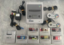 Nintendo Super Famicom Spielkonsole - Grau + Spielesammlung + Kontroller