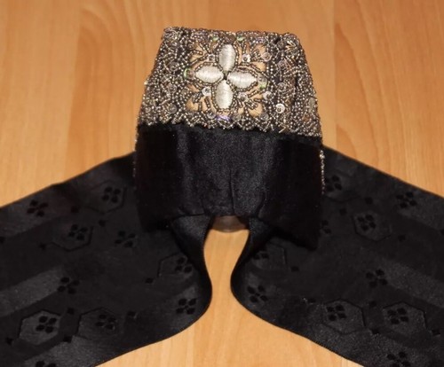 Stülpchen trachtenhaube mit - stülpchen,