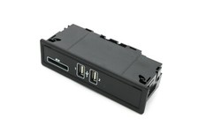 Mercedes-Benz W205 W213 SD- & USB-Schnittstelle  A2058200226