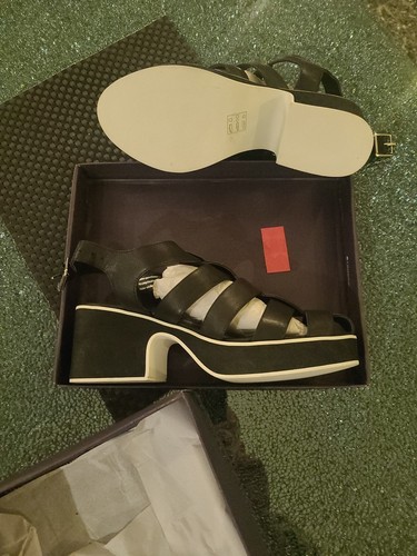 Shellys black leather - black, caged
