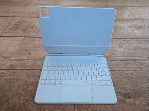 Apple magic keyboard - magic,