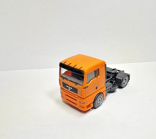 Herpa man zugmaschine - herpa, 1:87