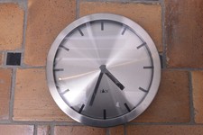 🌜🌛 Zack Wanduhr