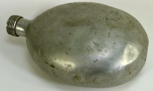 Feldflasche alt militaria - 2, wk