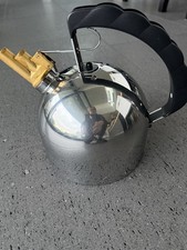 Designklassiker zu verkaufen: Alessi Wasserkessel 9091 von Richard Sapper