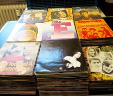 440 Singles - 7" vinyl Rock Pop Disco etc. Oldies Schallplatten Sammlung Jukebox