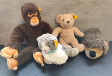Steiff Konvolut mit Affe-Katze-Teddy-Igel versch. alt mit Knopf u. Fahne -Top-